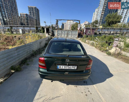 Зеленый Опель Астра, объемом двигателя 1.6 л и пробегом 350 тыс. км за 2300 $, фото 5 на Automoto.ua
