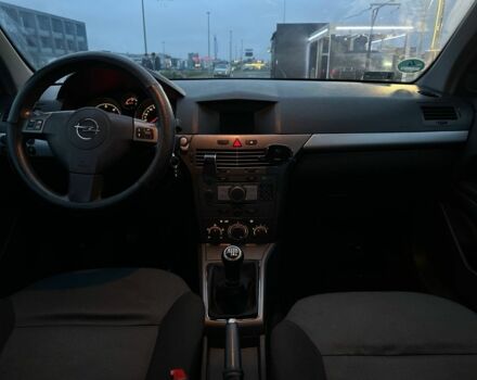 Зелений Опель Астра, об'ємом двигуна 1.7 л та пробігом 247 тис. км за 2250 $, фото 15 на Automoto.ua