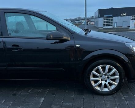 Зелений Опель Астра, об'ємом двигуна 1.7 л та пробігом 247 тис. км за 2250 $, фото 3 на Automoto.ua