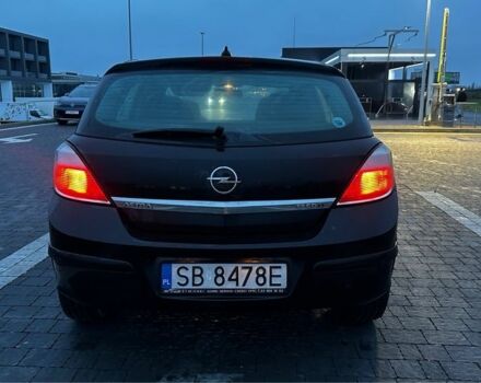Зелений Опель Астра, об'ємом двигуна 1.7 л та пробігом 247 тис. км за 2250 $, фото 7 на Automoto.ua