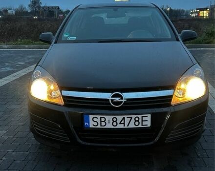 Зелений Опель Астра, об'ємом двигуна 1.7 л та пробігом 247 тис. км за 2250 $, фото 2 на Automoto.ua