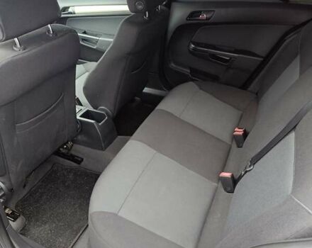 Зеленый Опель Астра, объемом двигателя 1.6 л и пробегом 180 тыс. км за 5250 $, фото 9 на Automoto.ua