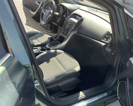 Зеленый Опель Астра, объемом двигателя 1.7 л и пробегом 267 тыс. км за 6400 $, фото 9 на Automoto.ua