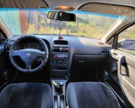 Зелений Опель Астра, об'ємом двигуна 1.4 л та пробігом 250 тис. км за 2500 $, фото 3 на Automoto.ua