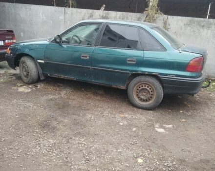 Зеленый Опель Астра, объемом двигателя 1 л и пробегом 200 тыс. км за 600 $, фото 3 на Automoto.ua