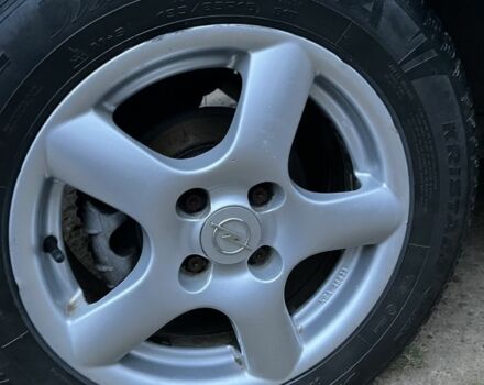 Зеленый Опель Астра, объемом двигателя 1.6 л и пробегом 350 тыс. км за 2500 $, фото 8 на Automoto.ua