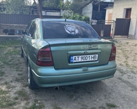 Зеленый Опель Астра, объемом двигателя 1.6 л и пробегом 350 тыс. км за 2500 $, фото 5 на Automoto.ua