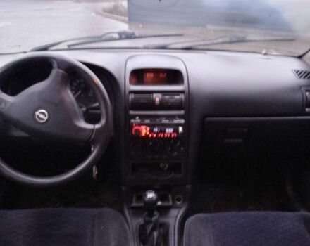 Зеленый Опель Астра, объемом двигателя 1.4 л и пробегом 300 тыс. км за 2400 $, фото 3 на Automoto.ua