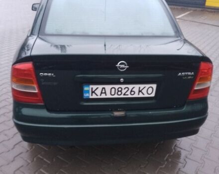 Зеленый Опель Астра, объемом двигателя 1.4 л и пробегом 300 тыс. км за 2400 $, фото 4 на Automoto.ua