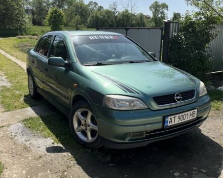 Зеленый Опель Астра, объемом двигателя 1.6 л и пробегом 350 тыс. км за 2500 $, фото 1 на Automoto.ua
