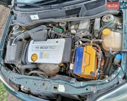 Зеленый Опель Астра, объемом двигателя 1.6 л и пробегом 266 тыс. км за 3700 $, фото 5 на Automoto.ua