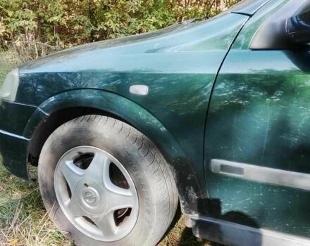 Зеленый Опель Астра, объемом двигателя 1.6 л и пробегом 320 тыс. км за 2043 $, фото 6 на Automoto.ua