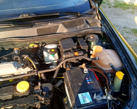 Зеленый Опель Астра, объемом двигателя 1.6 л и пробегом 167 тыс. км за 2350 $, фото 12 на Automoto.ua