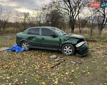 Зелений Опель Астра, об'ємом двигуна 1.4 л та пробігом 278 тис. км за 1050 $, фото 6 на Automoto.ua