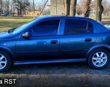 Зеленый Опель Астра, объемом двигателя 1.6 л и пробегом 310 тыс. км за 3200 $, фото 9 на Automoto.ua