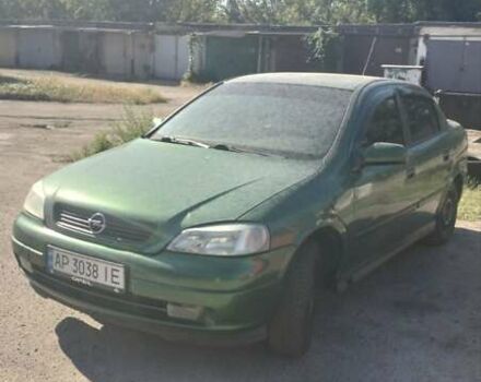 Зеленый Опель Астра, объемом двигателя 1.6 л и пробегом 300 тыс. км за 3000 $, фото 4 на Automoto.ua