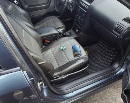 Зелений Опель Астра, об'ємом двигуна 1.4 л та пробігом 200 тис. км за 3000 $, фото 5 на Automoto.ua