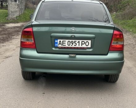 Зелений Опель Астра, об'ємом двигуна 1.4 л та пробігом 400 тис. км за 2450 $, фото 1 на Automoto.ua