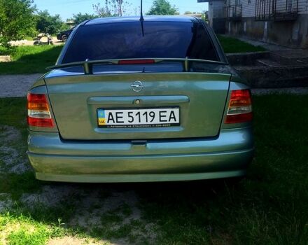 Зеленый Опель Астра, объемом двигателя 1.4 л и пробегом 156 тыс. км за 4500 $, фото 2 на Automoto.ua