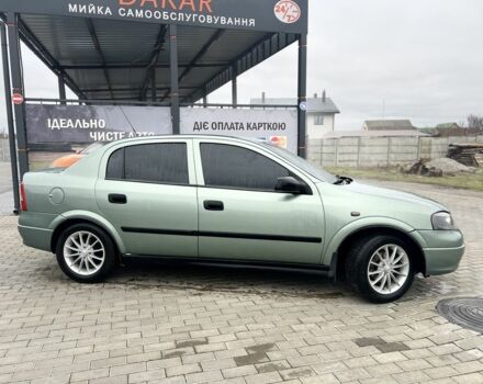 Зеленый Опель Астра, объемом двигателя 1.4 л и пробегом 350 тыс. км за 4100 $, фото 3 на Automoto.ua