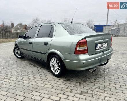 Зеленый Опель Астра, объемом двигателя 1.4 л и пробегом 350 тыс. км за 4700 $, фото 1 на Automoto.ua