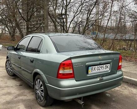 Зелений Опель Астра, об'ємом двигуна 1.39 л та пробігом 188 тис. км за 3342 $, фото 2 на Automoto.ua