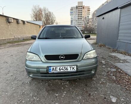 Зелений Опель Астра, об'ємом двигуна 1.4 л та пробігом 220 тис. км за 2499 $, фото 2 на Automoto.ua