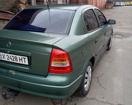 Зеленый Опель Астра, объемом двигателя 1.4 л и пробегом 220 тыс. км за 4200 $, фото 4 на Automoto.ua