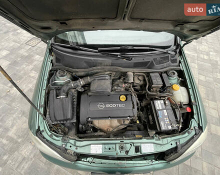 Зеленый Опель Астра, объемом двигателя 1.6 л и пробегом 260 тыс. км за 2350 $, фото 9 на Automoto.ua