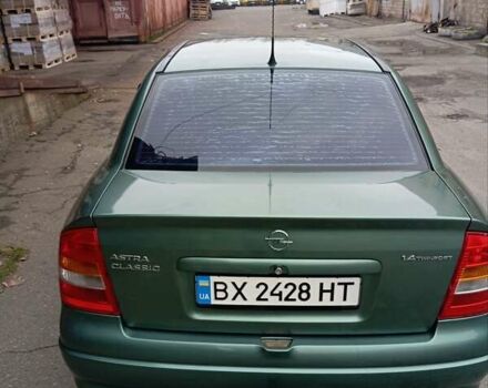Зеленый Опель Астра, объемом двигателя 1.4 л и пробегом 220 тыс. км за 4200 $, фото 5 на Automoto.ua