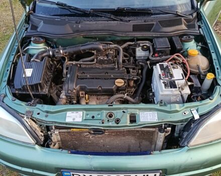 Зеленый Опель Астра, объемом двигателя 1.4 л и пробегом 360 тыс. км за 2550 $, фото 5 на Automoto.ua