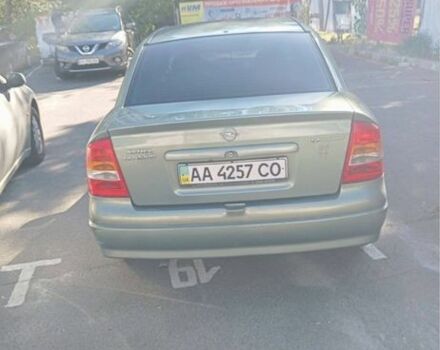 Зеленый Опель Астра, объемом двигателя 1.4 л и пробегом 290 тыс. км за 2500 $, фото 2 на Automoto.ua