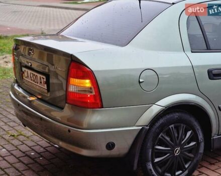 Зелений Опель Астра, об'ємом двигуна 1.36 л та пробігом 179 тис. км за 3000 $, фото 11 на Automoto.ua