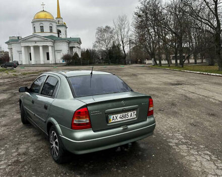Зелений Опель Астра, об'ємом двигуна 1.36 л та пробігом 235 тис. км за 4000 $, фото 3 на Automoto.ua
