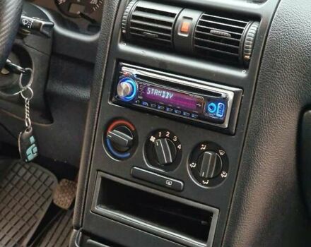 Зелений Опель Астра, об'ємом двигуна 1.36 л та пробігом 179 тис. км за 3000 $, фото 48 на Automoto.ua