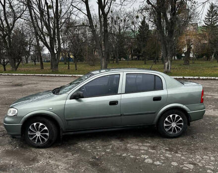 Зелений Опель Астра, об'ємом двигуна 1.36 л та пробігом 235 тис. км за 4000 $, фото 2 на Automoto.ua