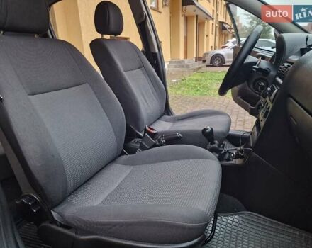 Зелений Опель Астра, об'ємом двигуна 1.36 л та пробігом 179 тис. км за 3000 $, фото 49 на Automoto.ua