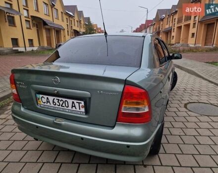Зелений Опель Астра, об'ємом двигуна 1.36 л та пробігом 179 тис. км за 3000 $, фото 4 на Automoto.ua