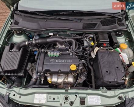 Зелений Опель Астра, об'ємом двигуна 1.36 л та пробігом 179 тис. км за 3000 $, фото 47 на Automoto.ua