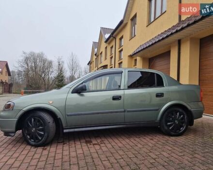 Зелений Опель Астра, об'ємом двигуна 1.36 л та пробігом 179 тис. км за 3000 $, фото 18 на Automoto.ua