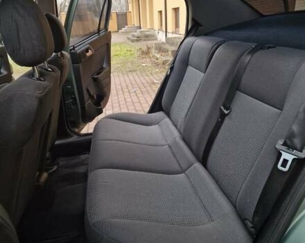 Зелений Опель Астра, об'ємом двигуна 1.36 л та пробігом 179 тис. км за 3000 $, фото 35 на Automoto.ua