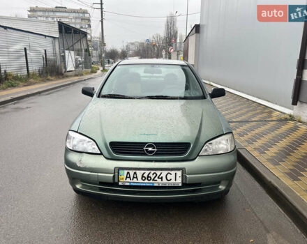 Зелений Опель Астра, об'ємом двигуна 1.36 л та пробігом 268 тис. км за 2599 $, фото 1 на Automoto.ua