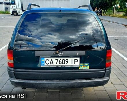 Зеленый Опель Астра, объемом двигателя 1.6 л и пробегом 280 тыс. км за 2500 $, фото 4 на Automoto.ua