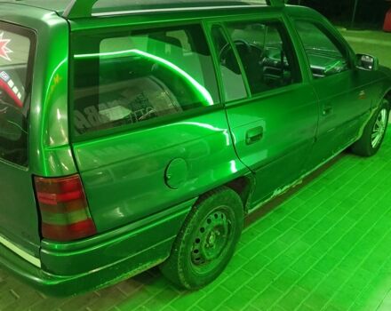 Опель Астра 1996 в Белой Церкве на Automoto.ua Зеленый Опель Астра, объемом двигателя 1.6 л и пробегом 264 тыс. км за 1900 $, фото 6 на Automoto.ua