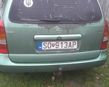 Зеленый Опель Астра, объемом двигателя 1.6 л и пробегом 350 тыс. км за 1001 $, фото 1 на Automoto.ua