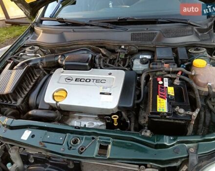Зеленый Опель Астра, объемом двигателя 1.39 л и пробегом 132 тыс. км за 3500 $, фото 7 на Automoto.ua