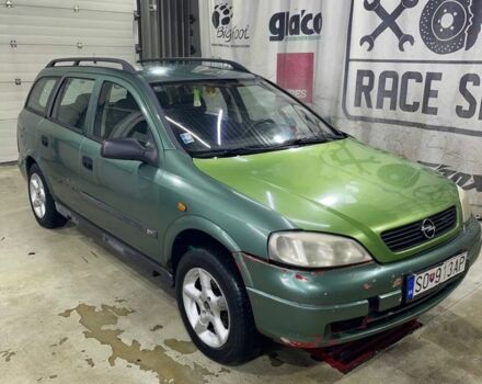 Зеленый Опель Астра, объемом двигателя 1.6 л и пробегом 250 тыс. км за 1150 $, фото 1 на Automoto.ua