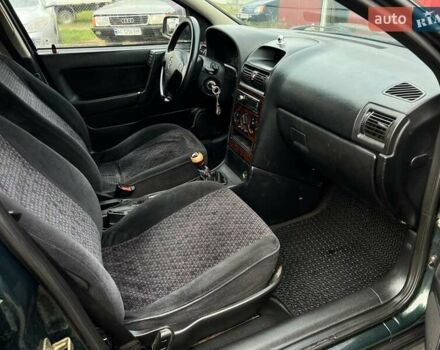 Зеленый Опель Астра, объемом двигателя 1.6 л и пробегом 250 тыс. км за 2550 $, фото 14 на Automoto.ua