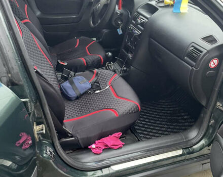 Зелений Опель Астра, об'ємом двигуна 1.69 л та пробігом 366 тис. км за 2300 $, фото 4 на Automoto.ua