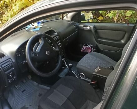 Зеленый Опель Астра, объемом двигателя 1.7 л и пробегом 400 тыс. км за 2000 $, фото 4 на Automoto.ua